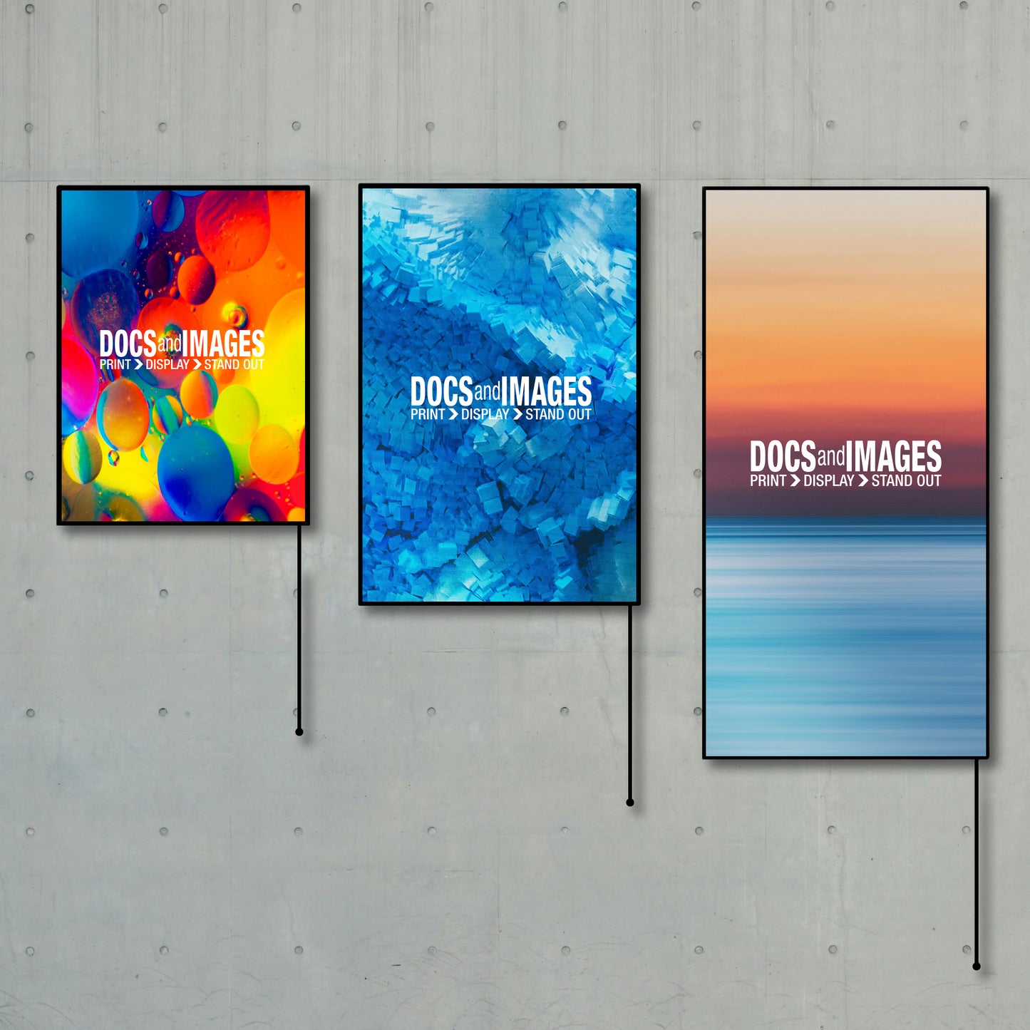 ILLUMINATED FRAME DISPLAY